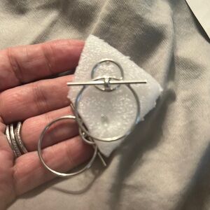 Round silver deco earrings